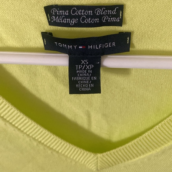 Tommy Hilfiger - Picture 2 of 3